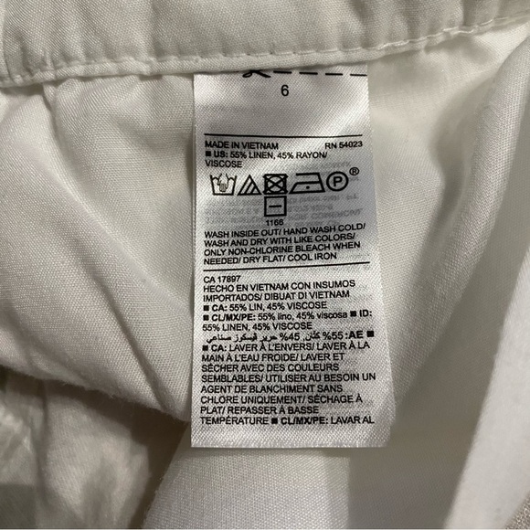 Old Navy White Gold Foil Palm Tree Linen Blend Chino Shorts - Picture 5 of 5